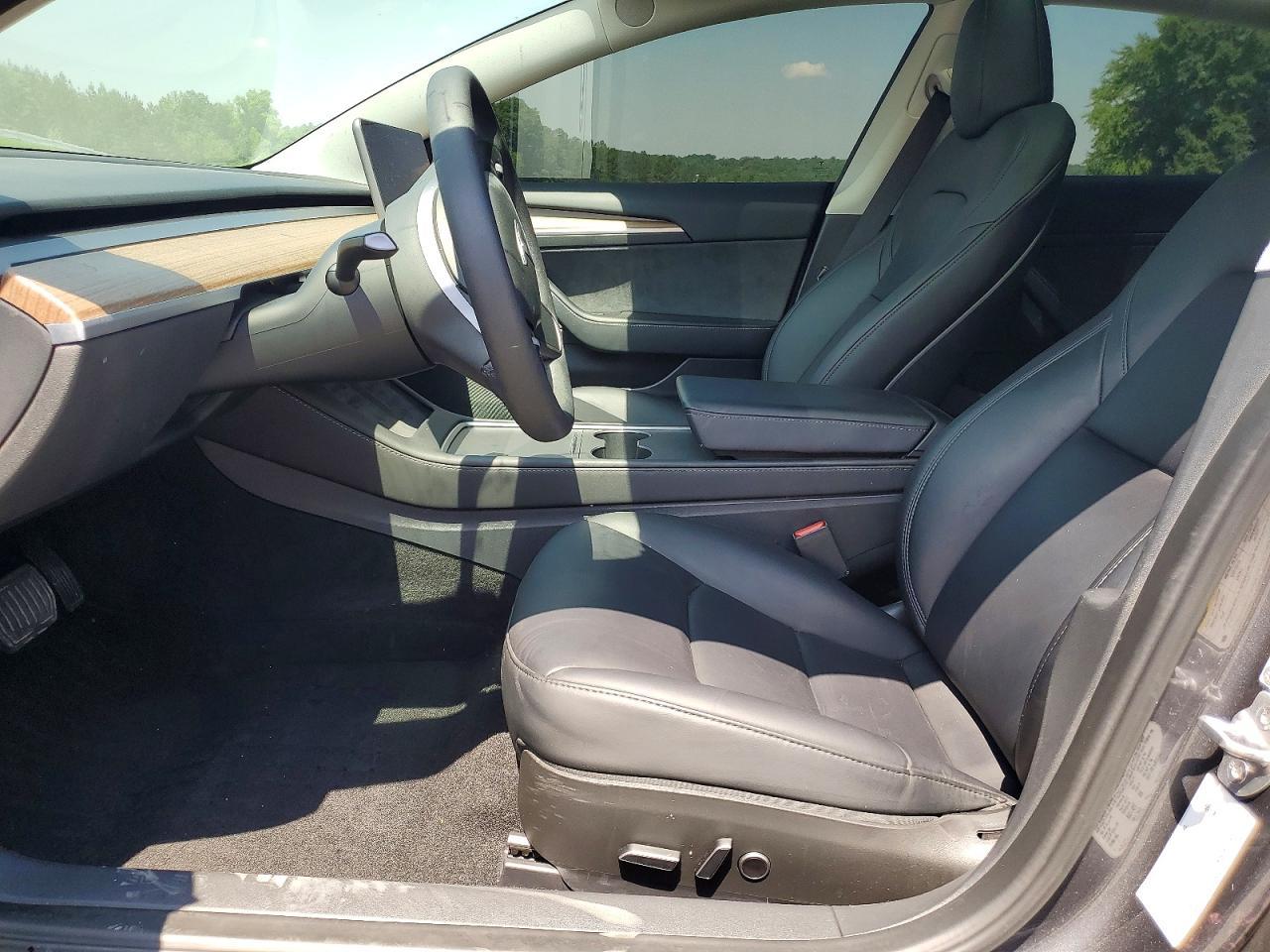 2023 Tesla Model 3 - Фото 7
