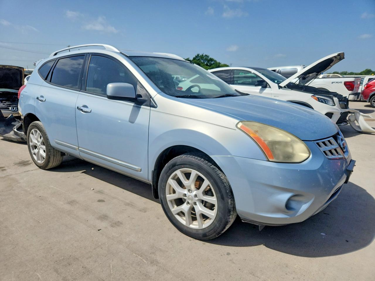 2011 Nissan Rogue S - Фото 4
