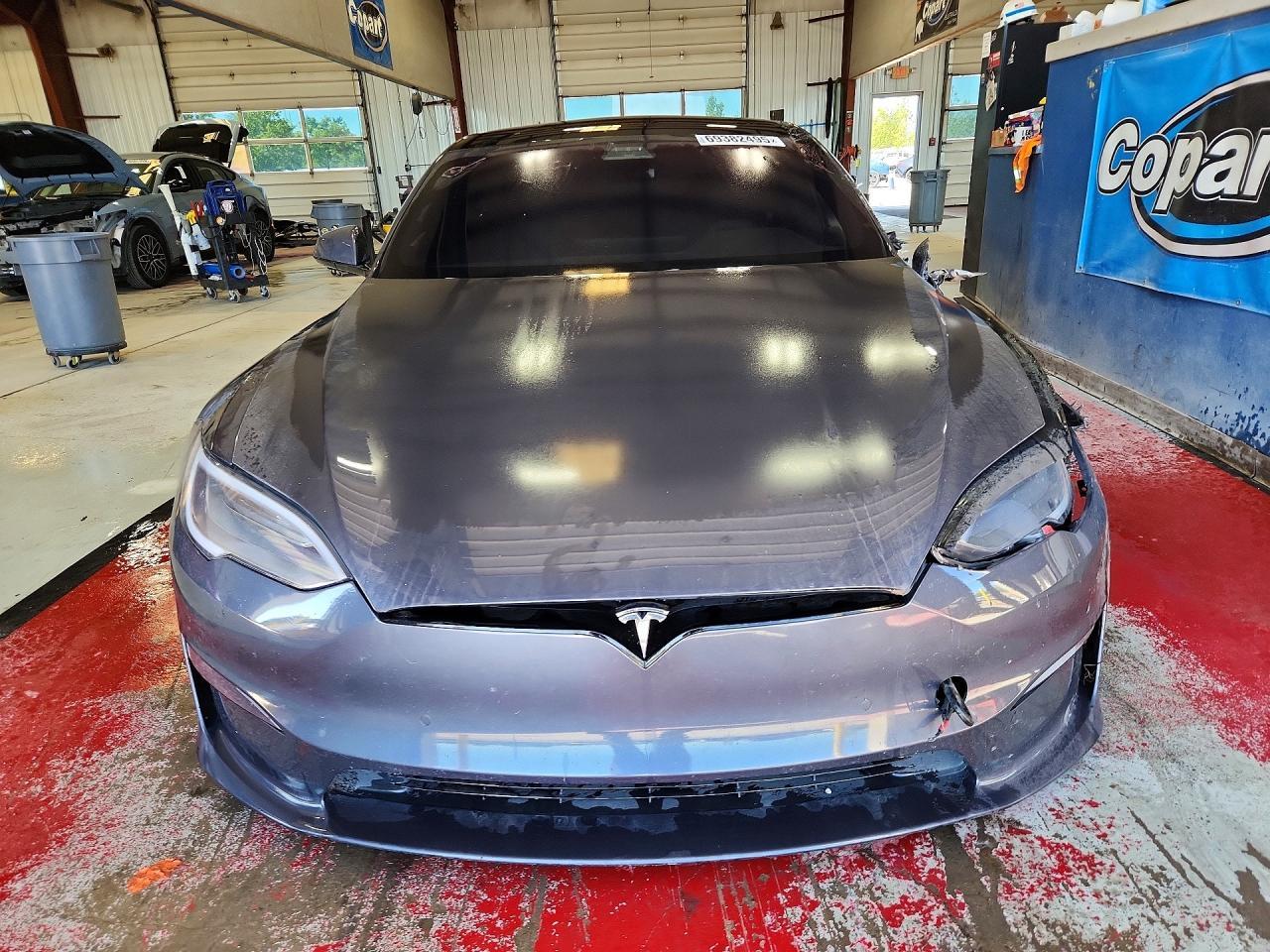 2022 Tesla Model S - Фото 5