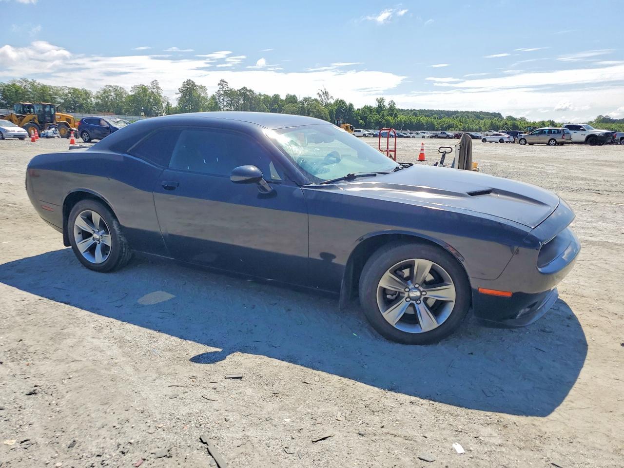 2017 Dodge Challenger Sxt - Фото 4