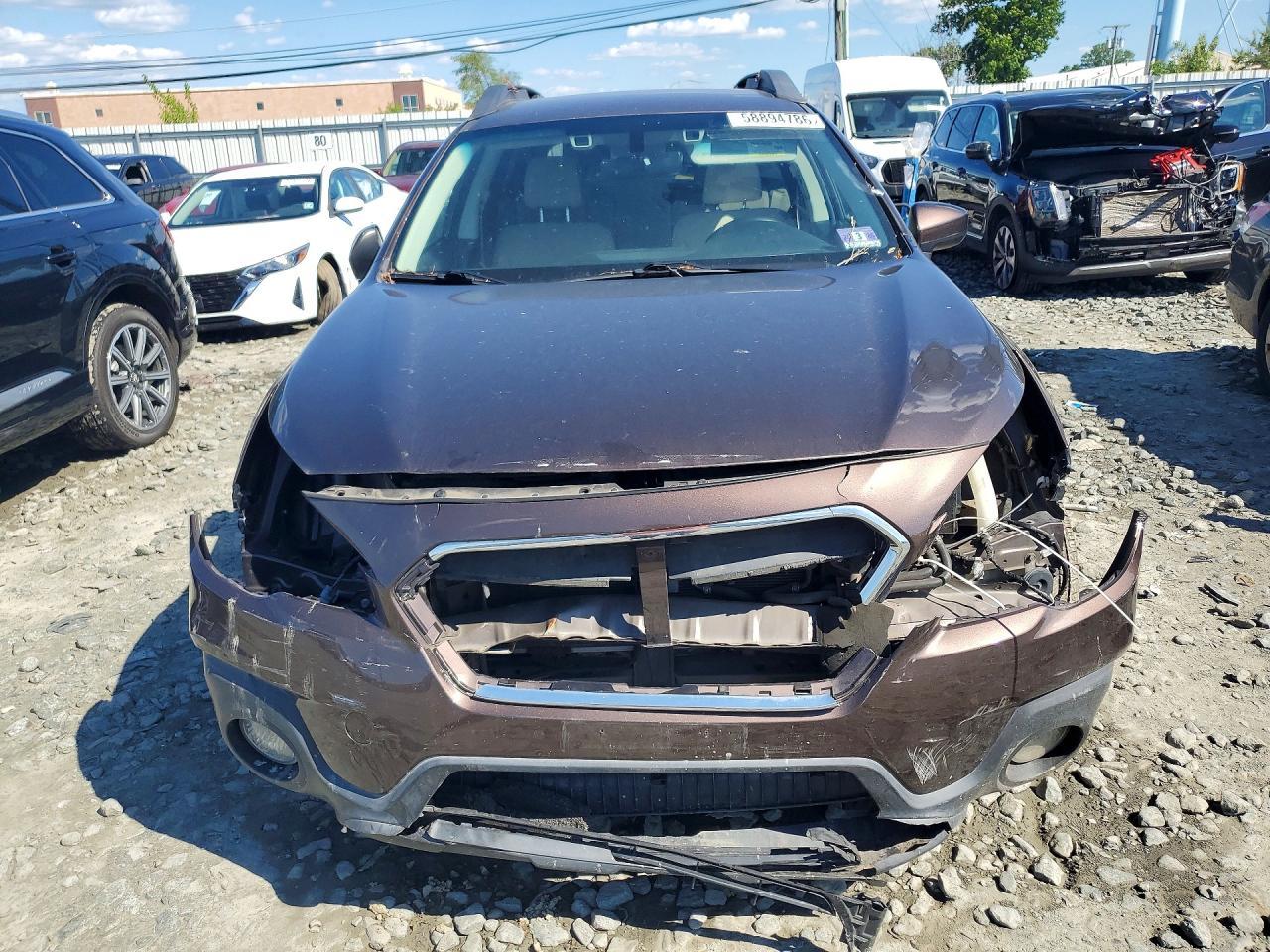 2019 Subaru Outback 2.5I Premium - Image 5