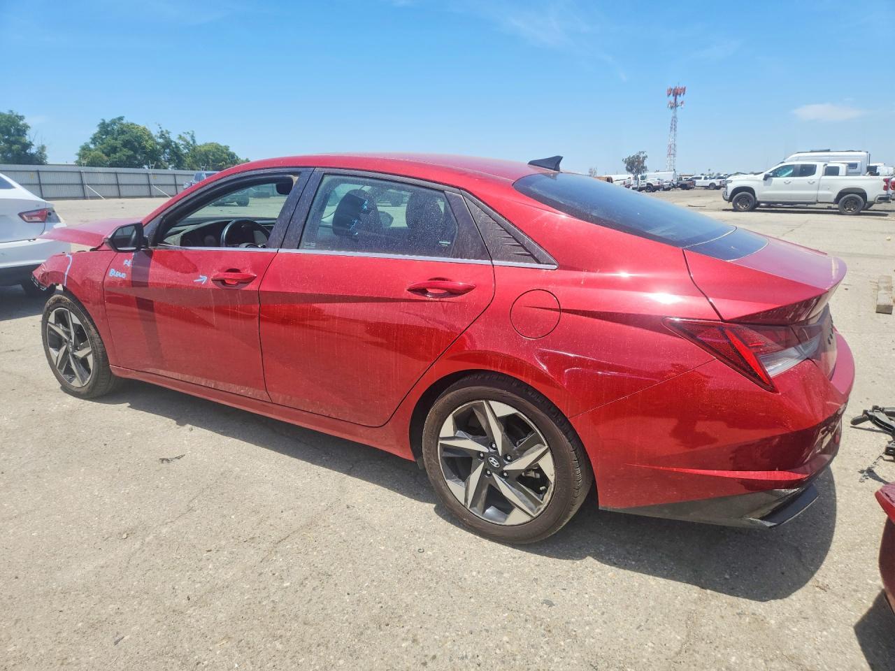 2023 Hyundai Elantra Limited - Фото 2
