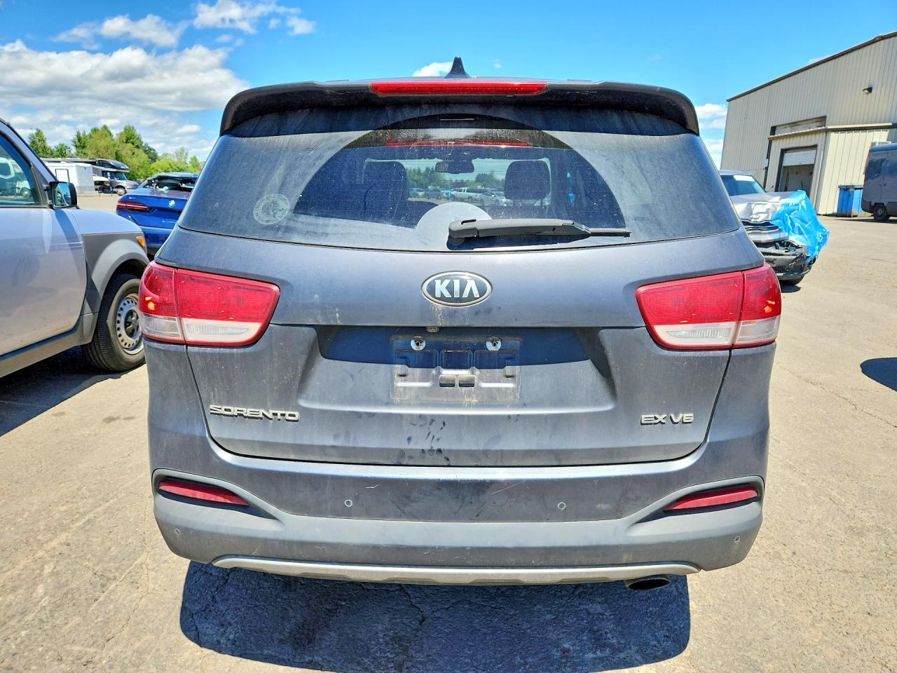 2017 Kia Sorento Ex - Image 6
