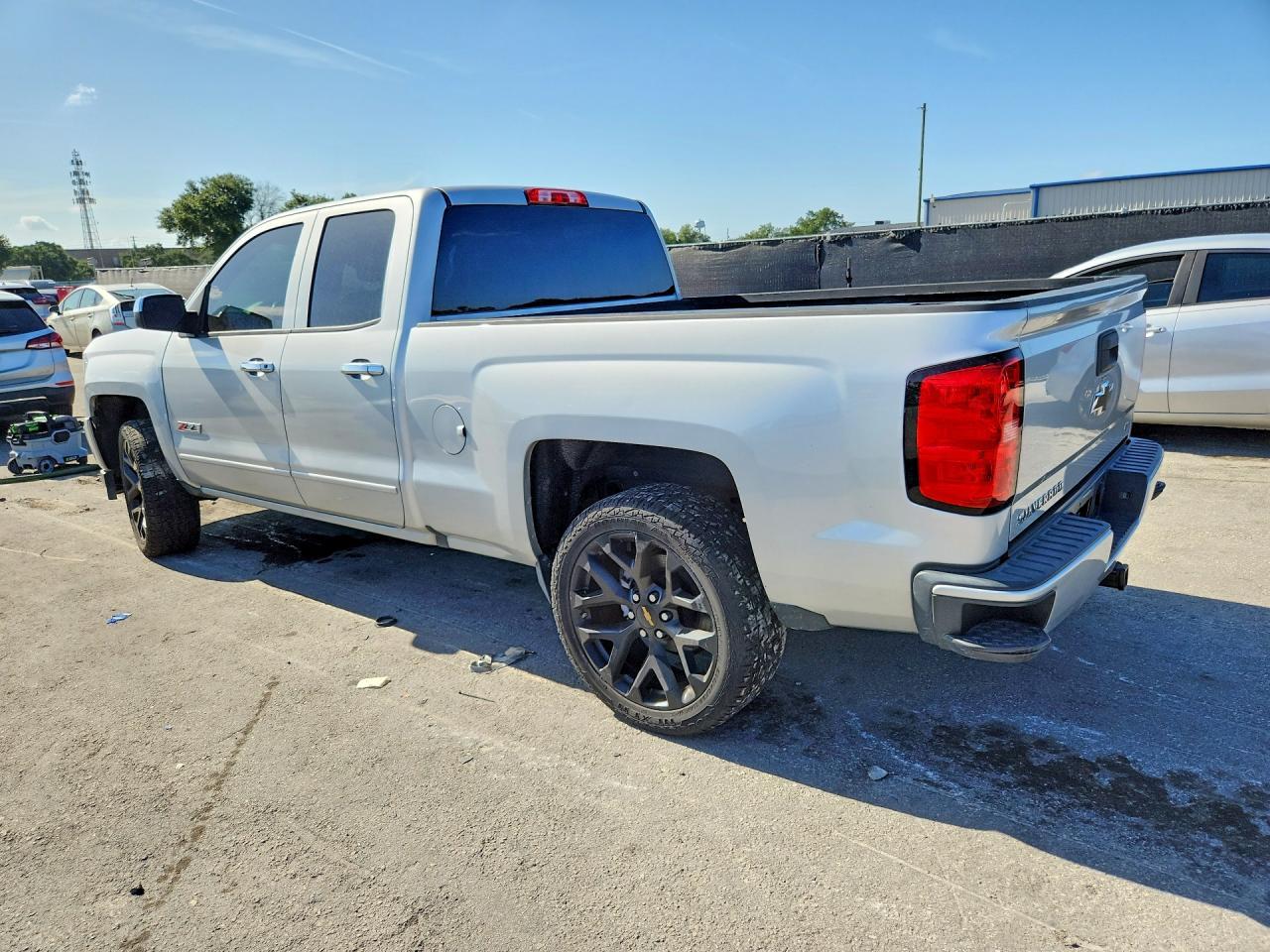 2017 Chevrolet Silverado K1500 Lt - Фото 2