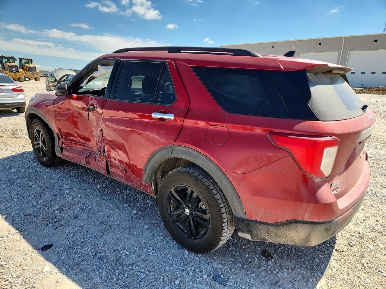 2022 Ford Explorer Xlt - Фото 2