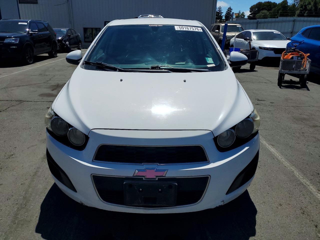 2016 Chevrolet Sonic Lt - Image 5