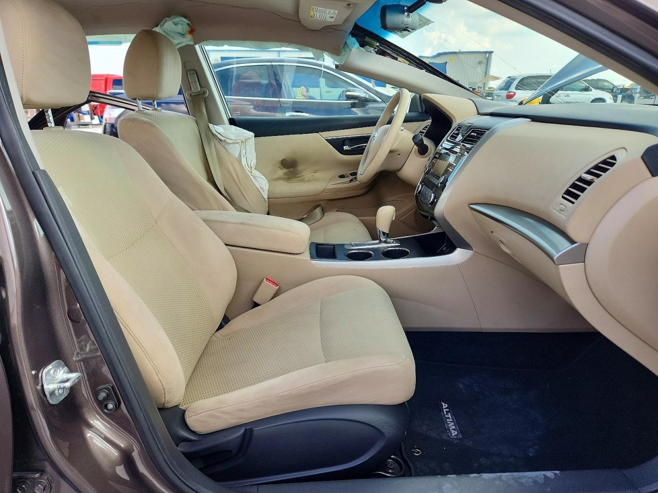 2015 Nissan Altima 2.5 S - Image 7