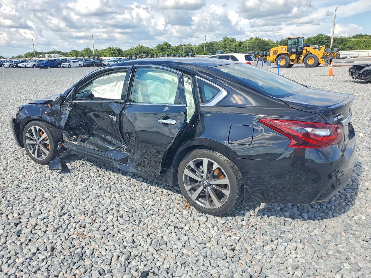 2017 Nissan Altima 2.5 Sr - Фото 2