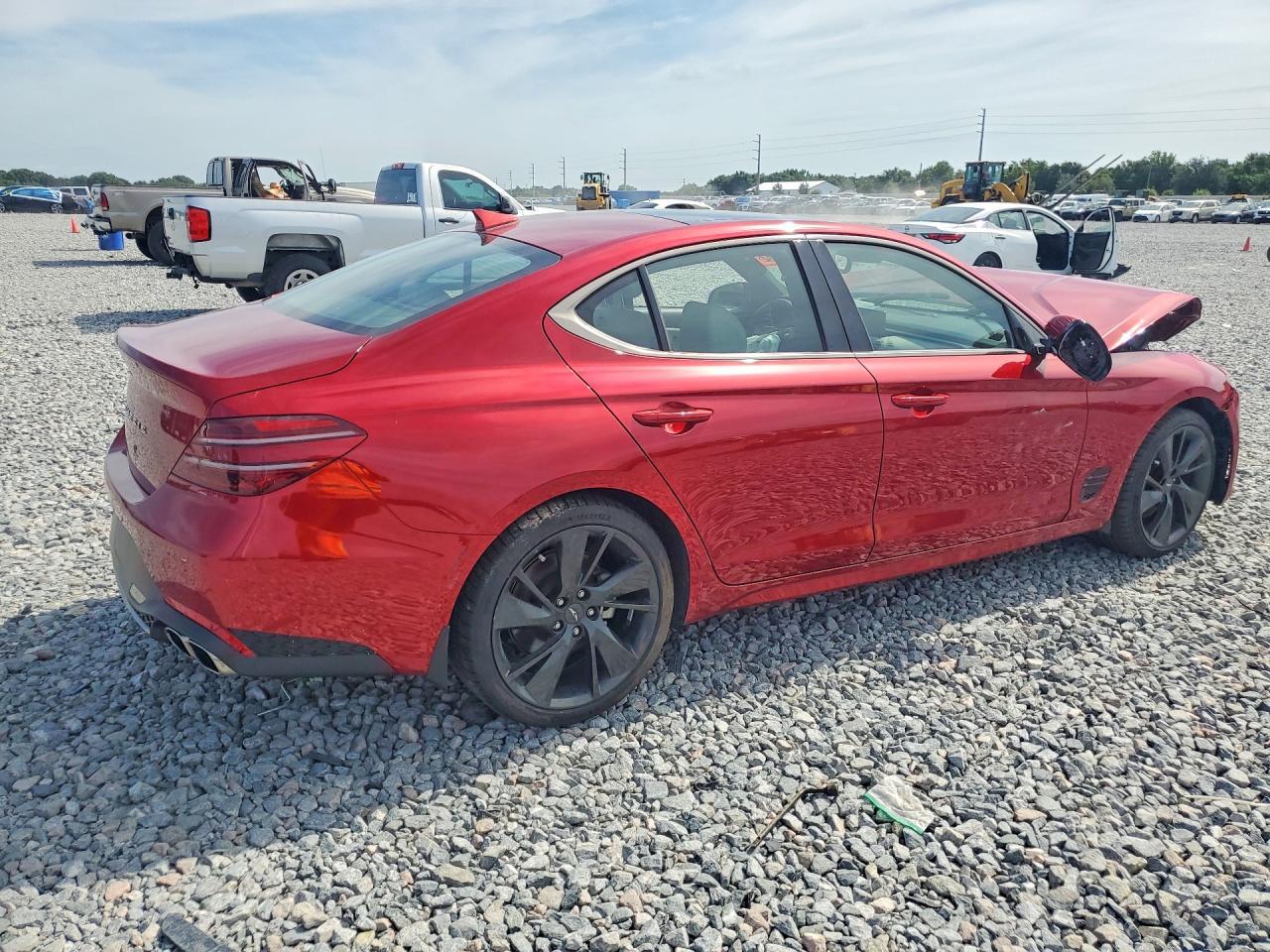 2023 Genesis G70 2.0T - Фото 3