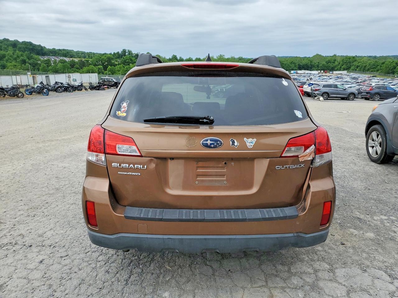2011 Subaru Outback 2.5I Limited - Фото 6