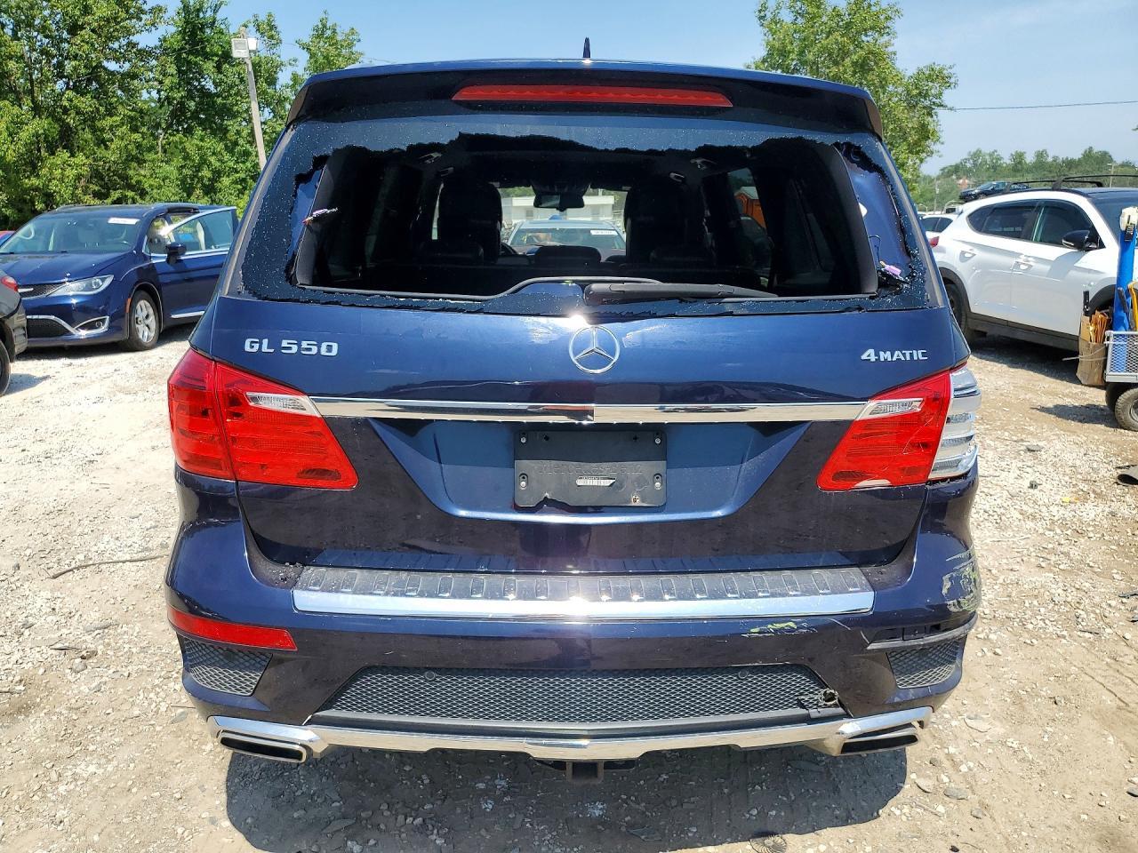 2016 Mercedes-Benz Gl 550 4Matic - Image 6