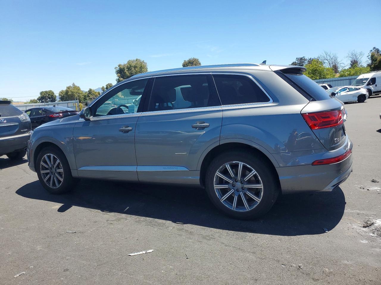 2017 Audi Q7 Premium Plus - Фото 2
