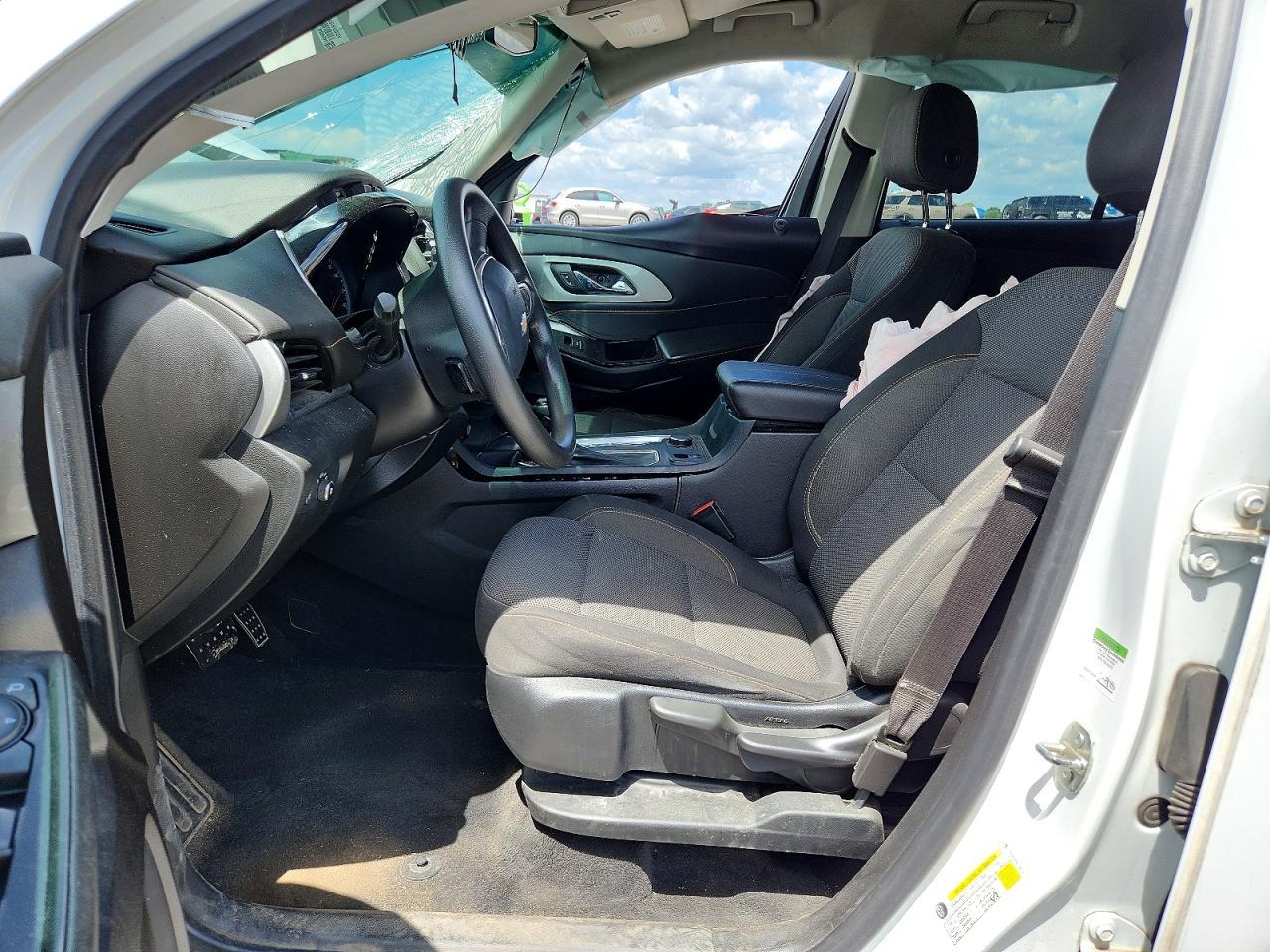 2020 Chevrolet Traverse Ls - Image 7