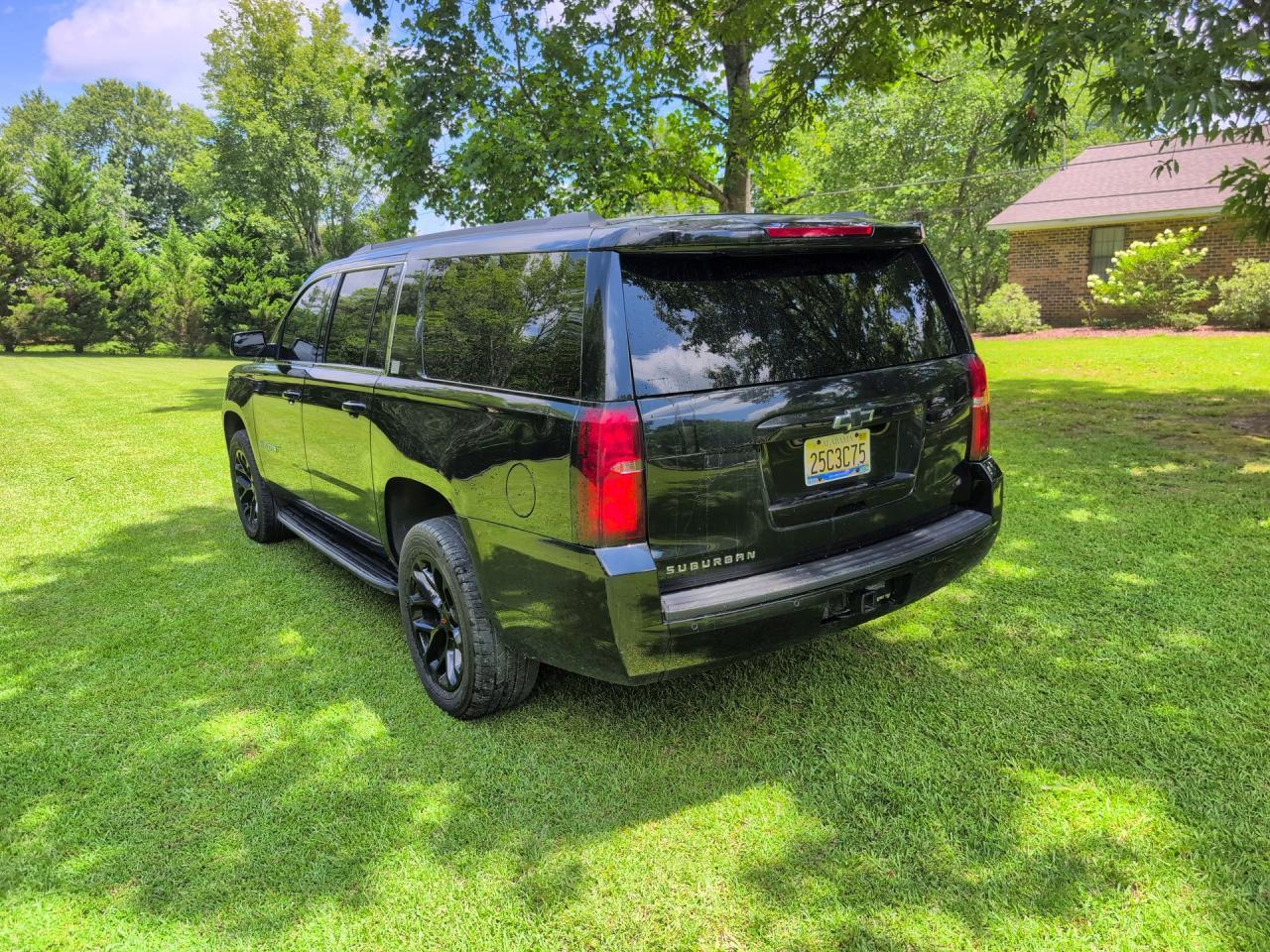 2020 Chevrolet Suburban C1500 Lt - Фото 3