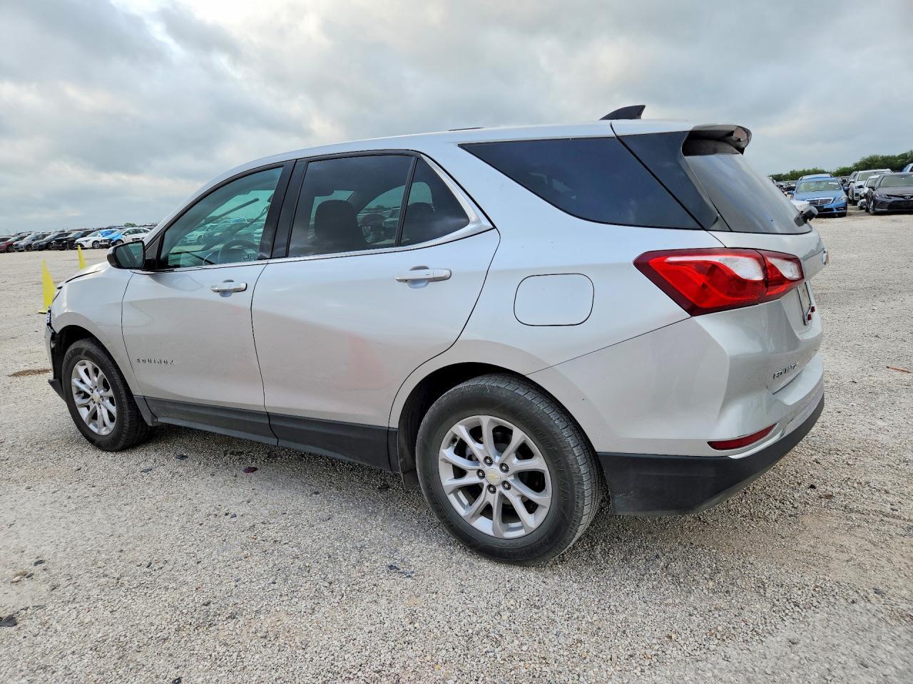 2018 Chevrolet Equinox Lt - Фото 2