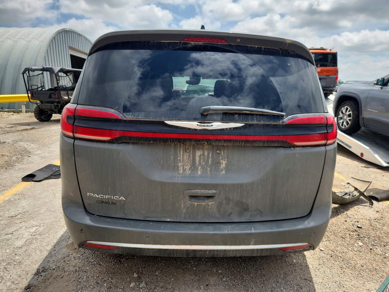 2023 Chrysler Pacifica Touring L - Фото 6