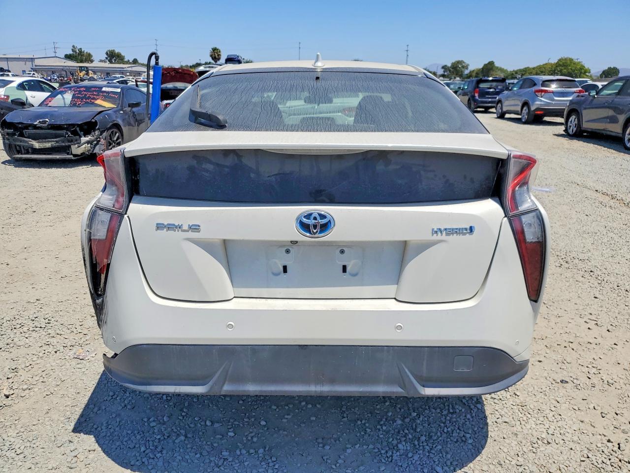 2018 Toyota Prius Three Touring - Фото 6