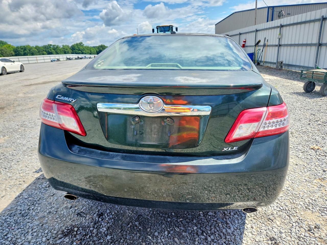 2010 Toyota Camry Xle V6 - Фото 6