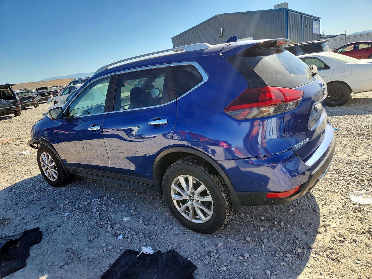 2018 Nissan Rogue S - Фото 2