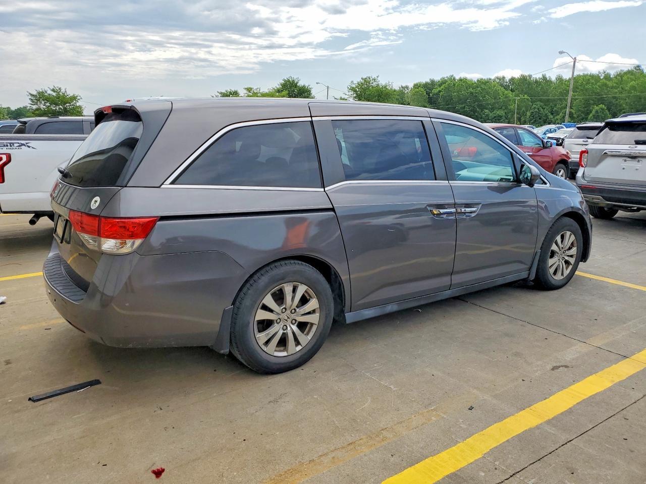 2014 Honda Odyssey Ex - Фото 3