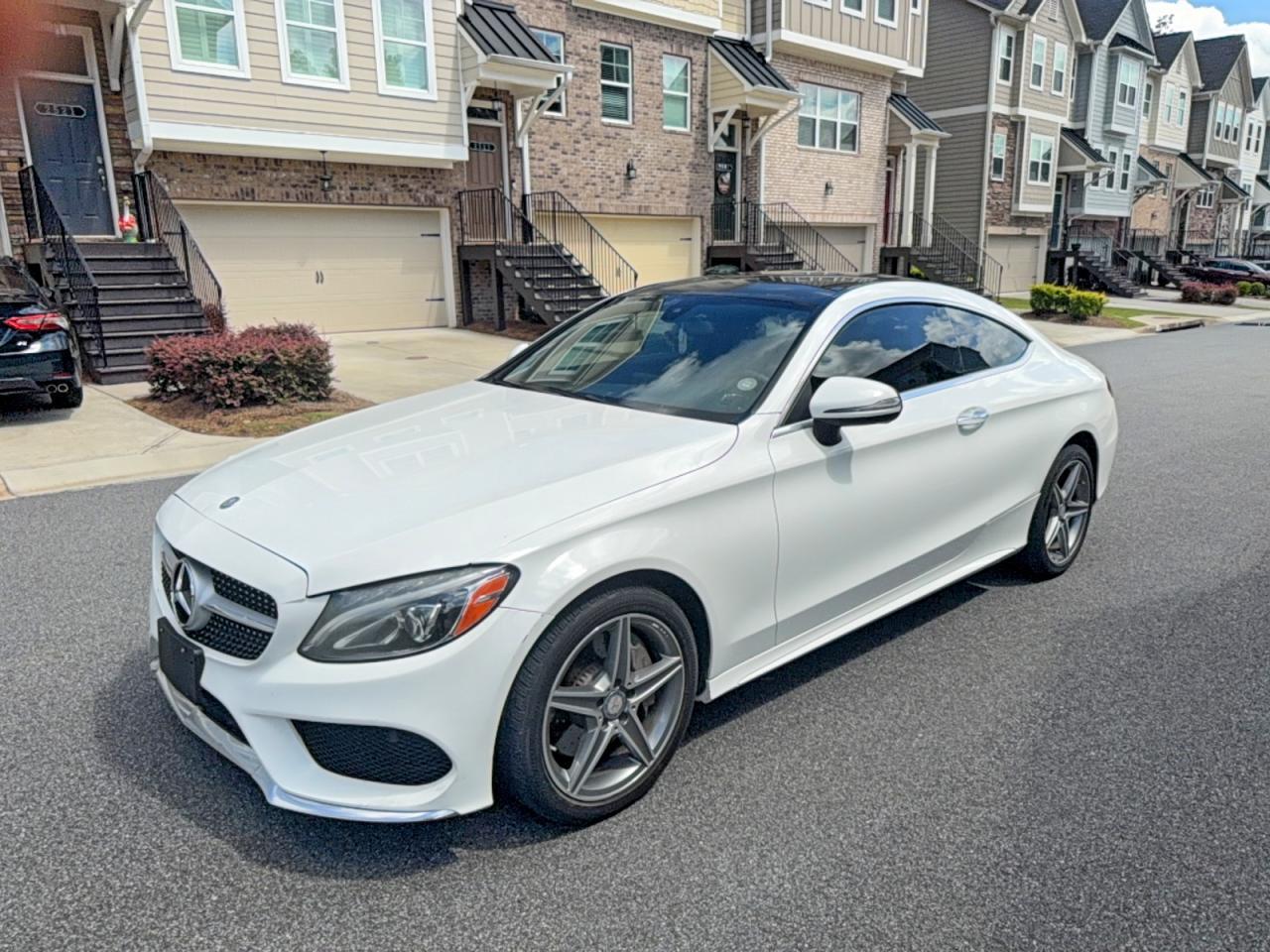 2017 Mercedes-Benz C 300 4Matic - Фото 2