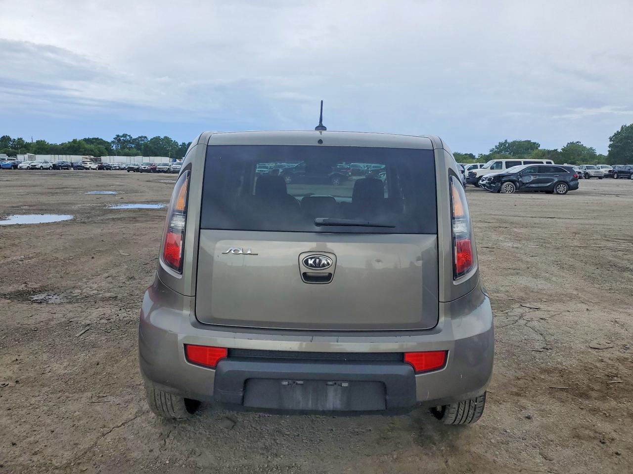 2010 Kia Soul + - Фото 6