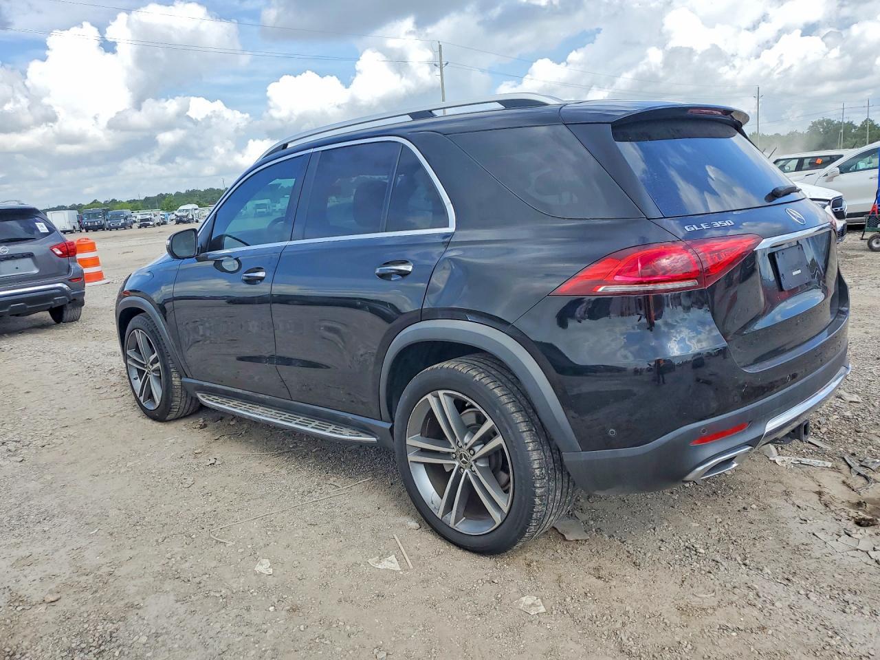 2020 Mercedes-Benz Gle 350 4Matic - Фото 2