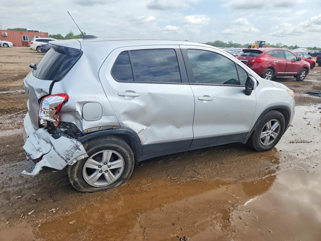 2021 Chevrolet Trax Ls - Фото 3