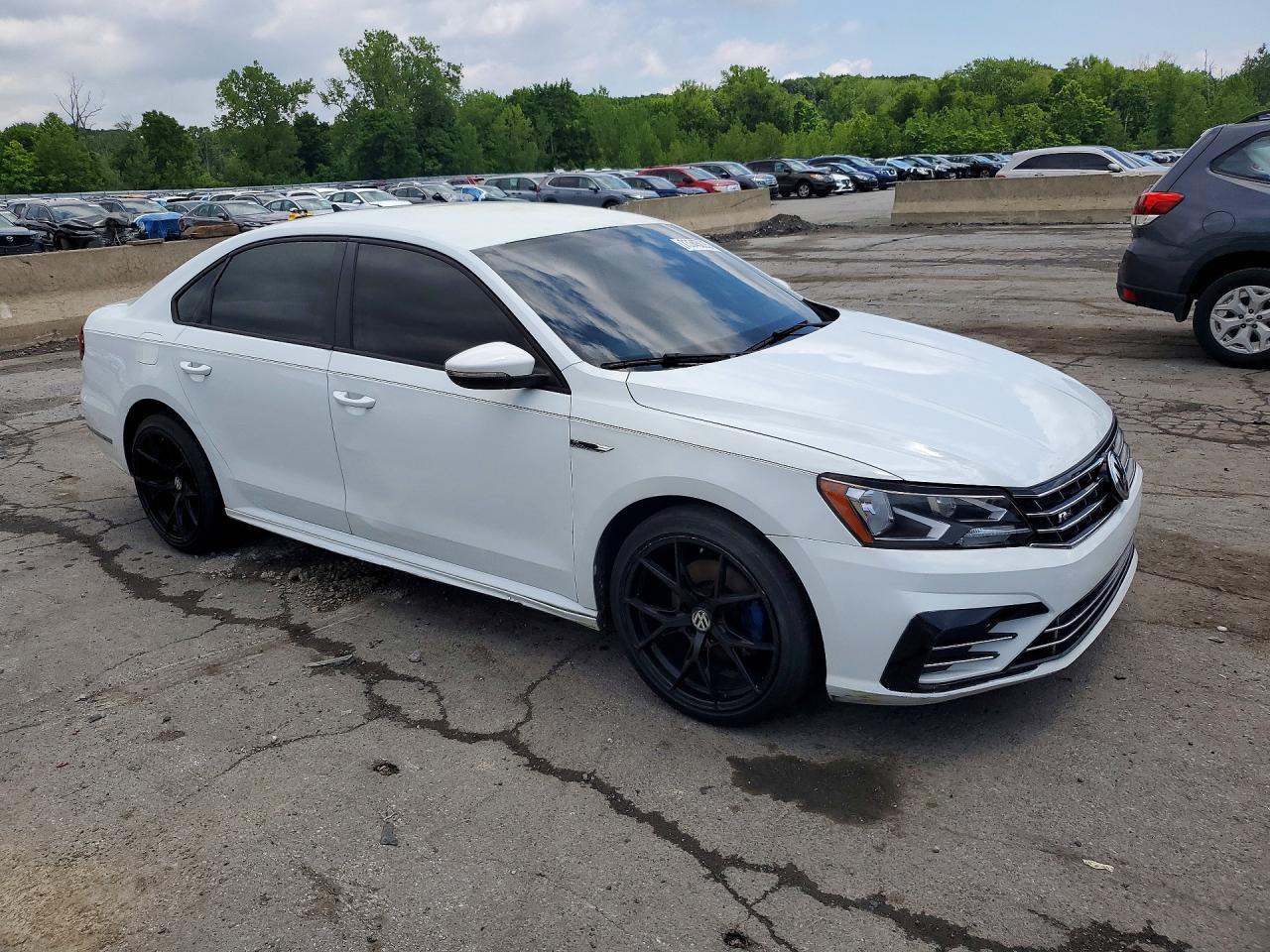 2018 Volkswagen Passat S - Image 4