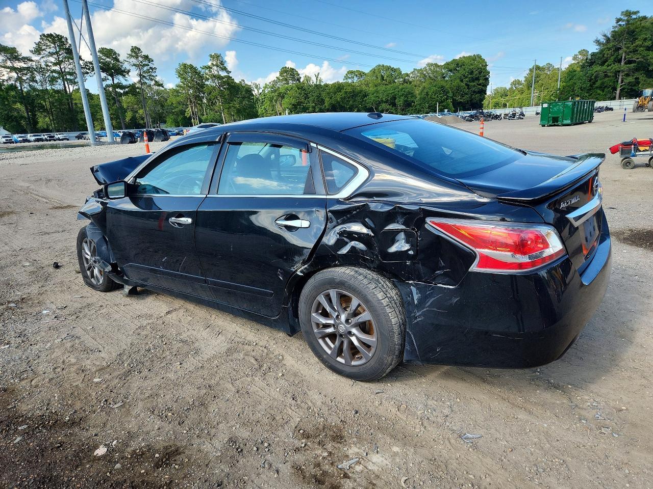 2015 Nissan Altima 2.5 S - Фото 3