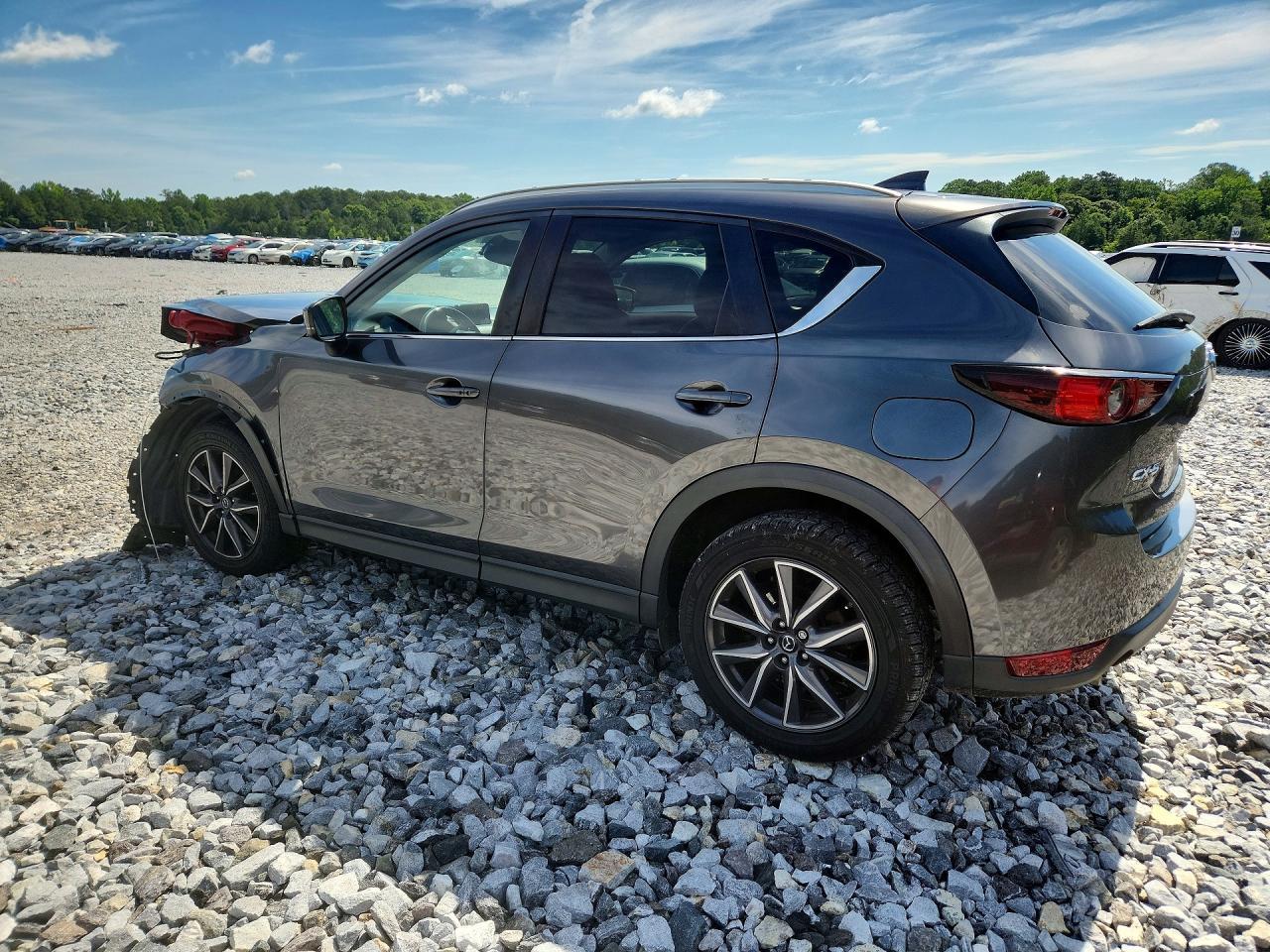 2018 Mazda Cx-5 Touring - Image 2