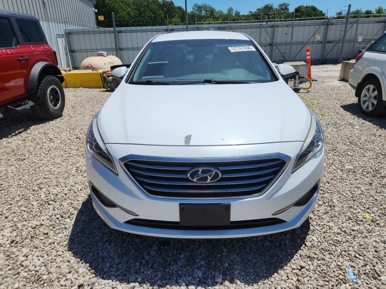2016 Hyundai Sonata Se - Image 5
