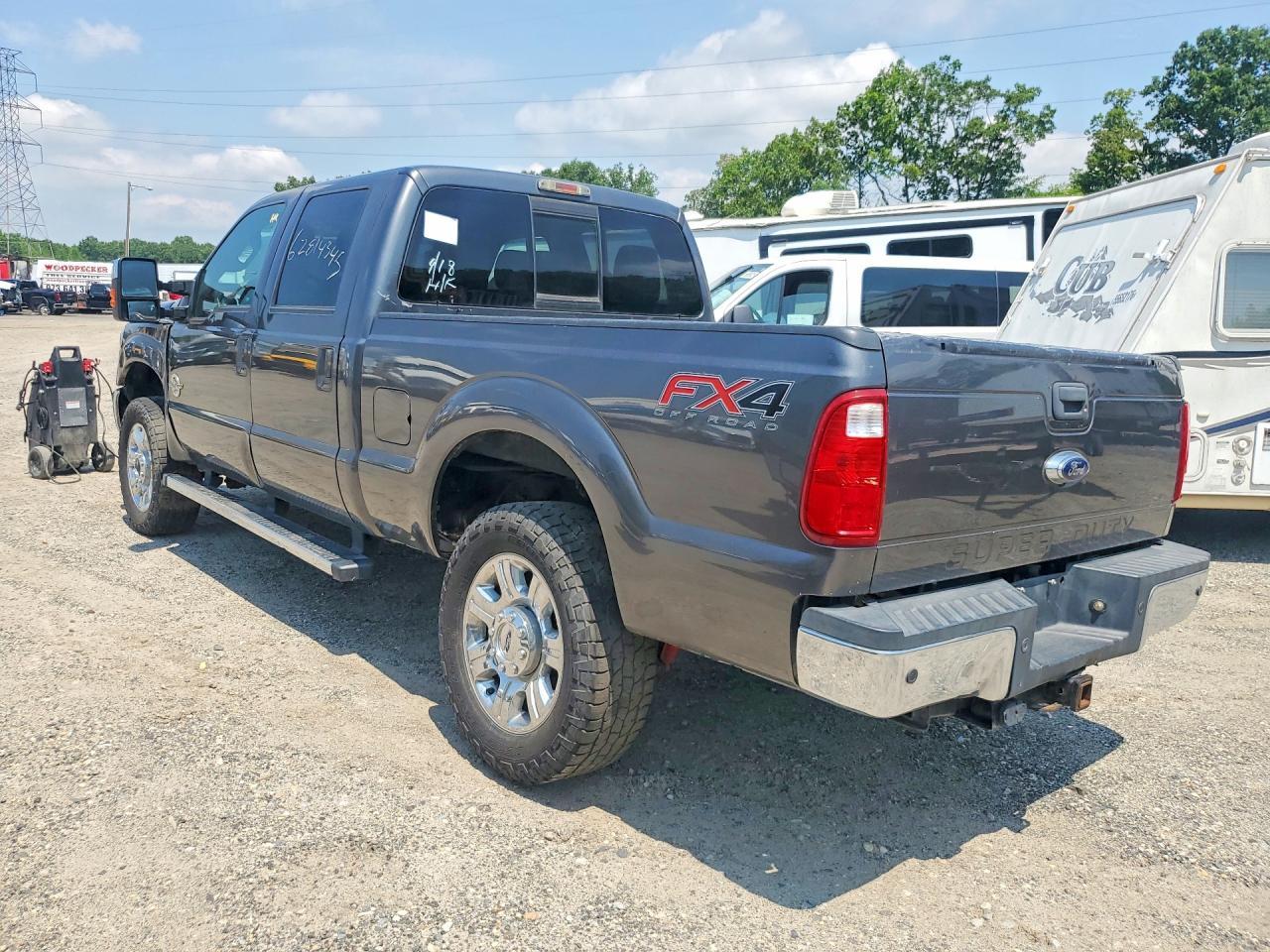 2016 Ford F350 Super Duty - Фото 2