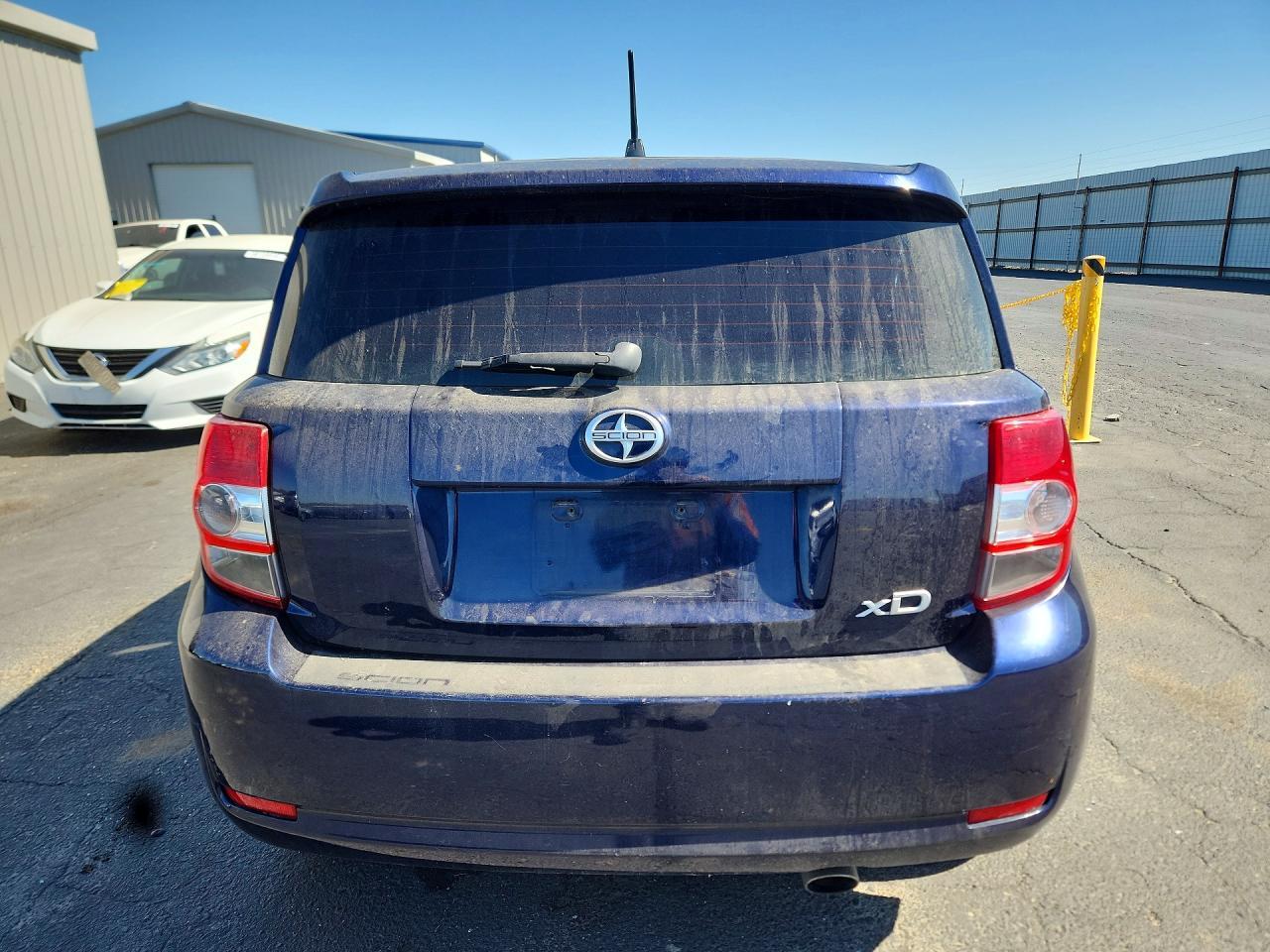 2014 Scion Xd Base - Фото 6