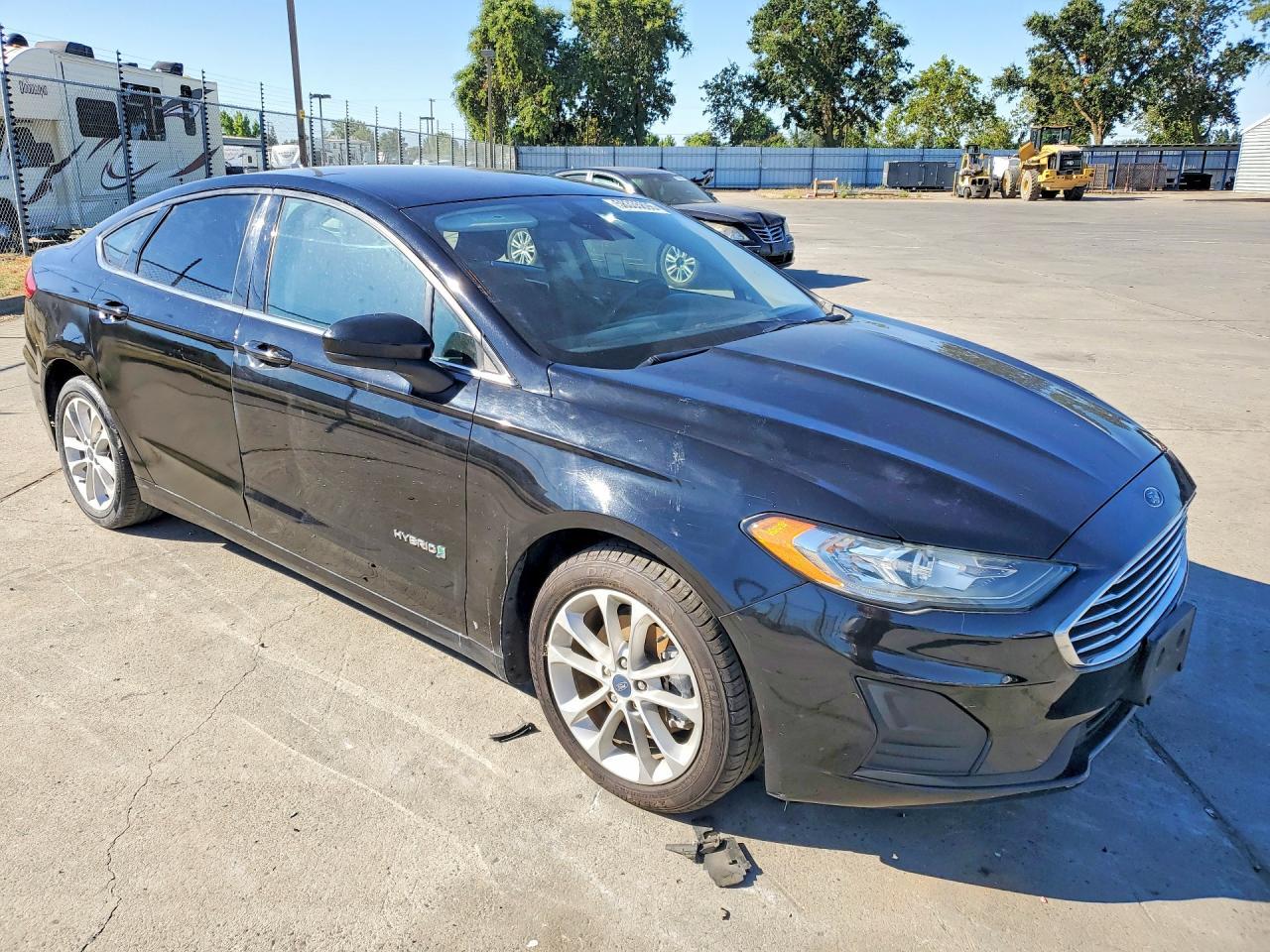 2019 Ford Fusion Se - Фото 4