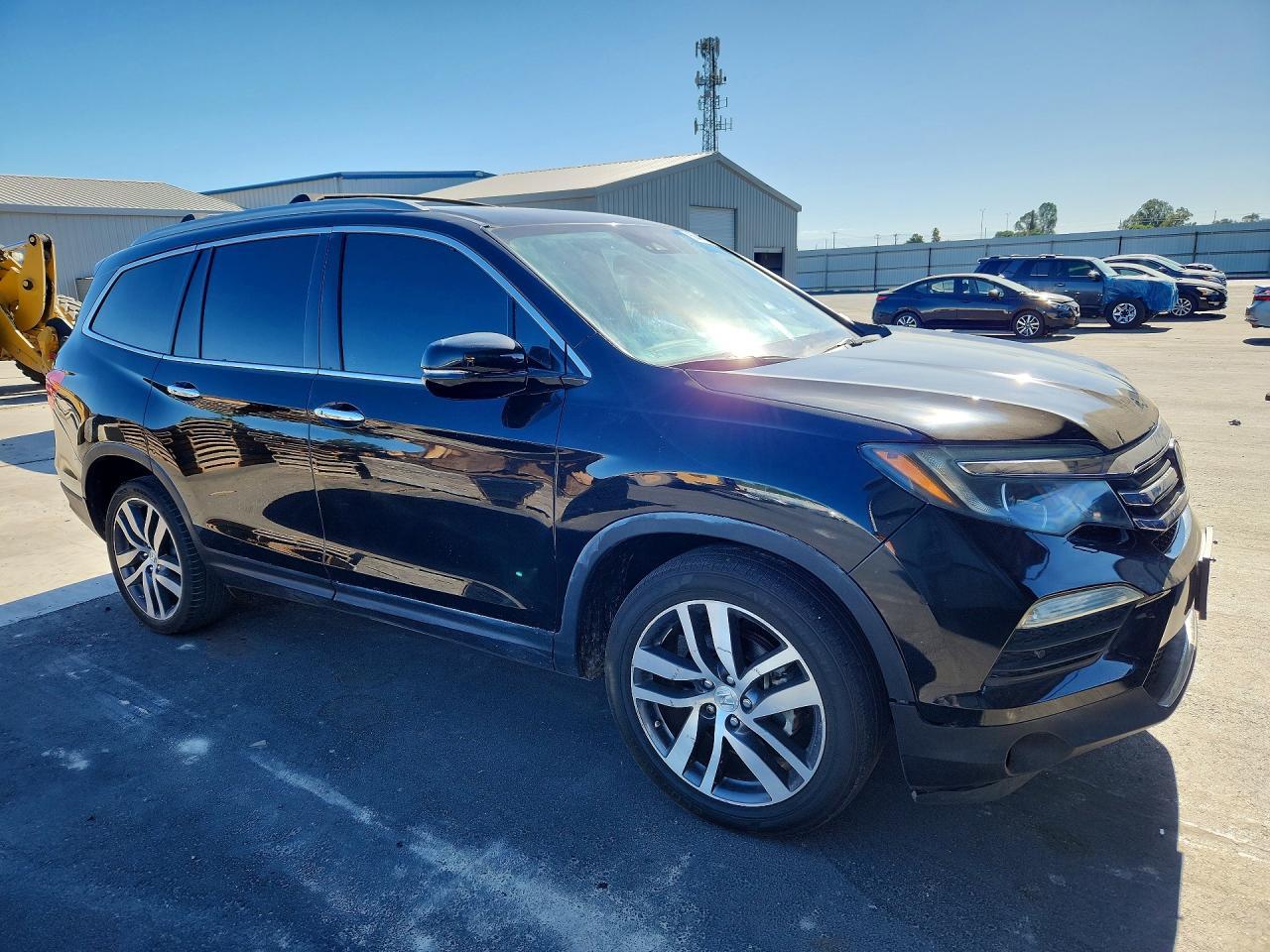 2017 Honda Pilot Elite - Фото 4