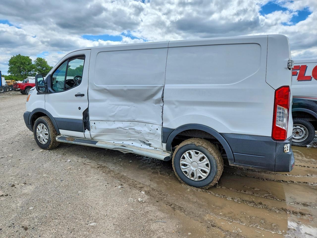 2018 Ford Transit T-250 - Фото 2