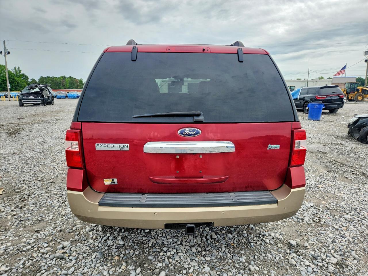 2014 Ford Expedition Xlt - Фото 6