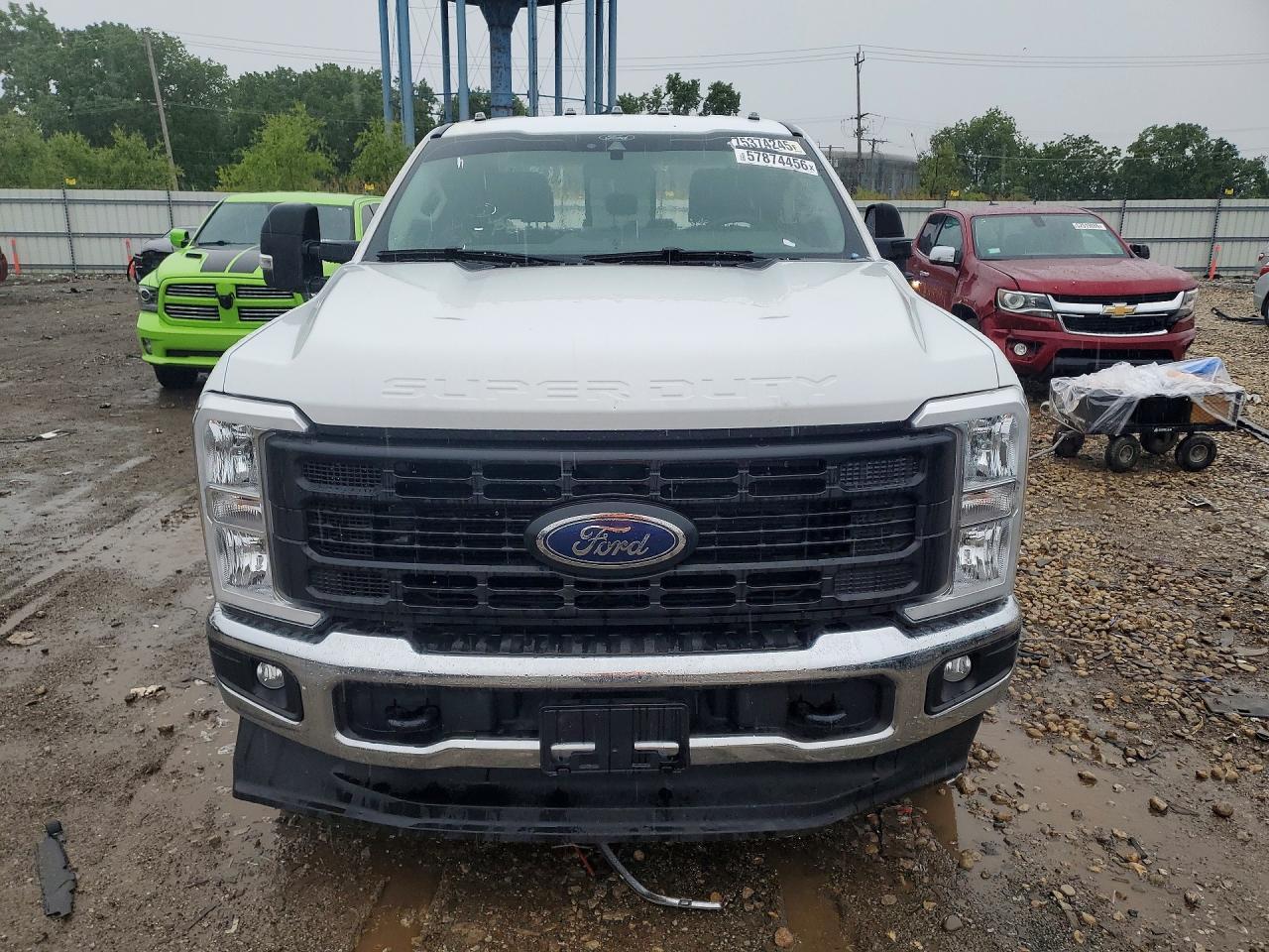 2025 Ford F350 Super Duty - Фото 5