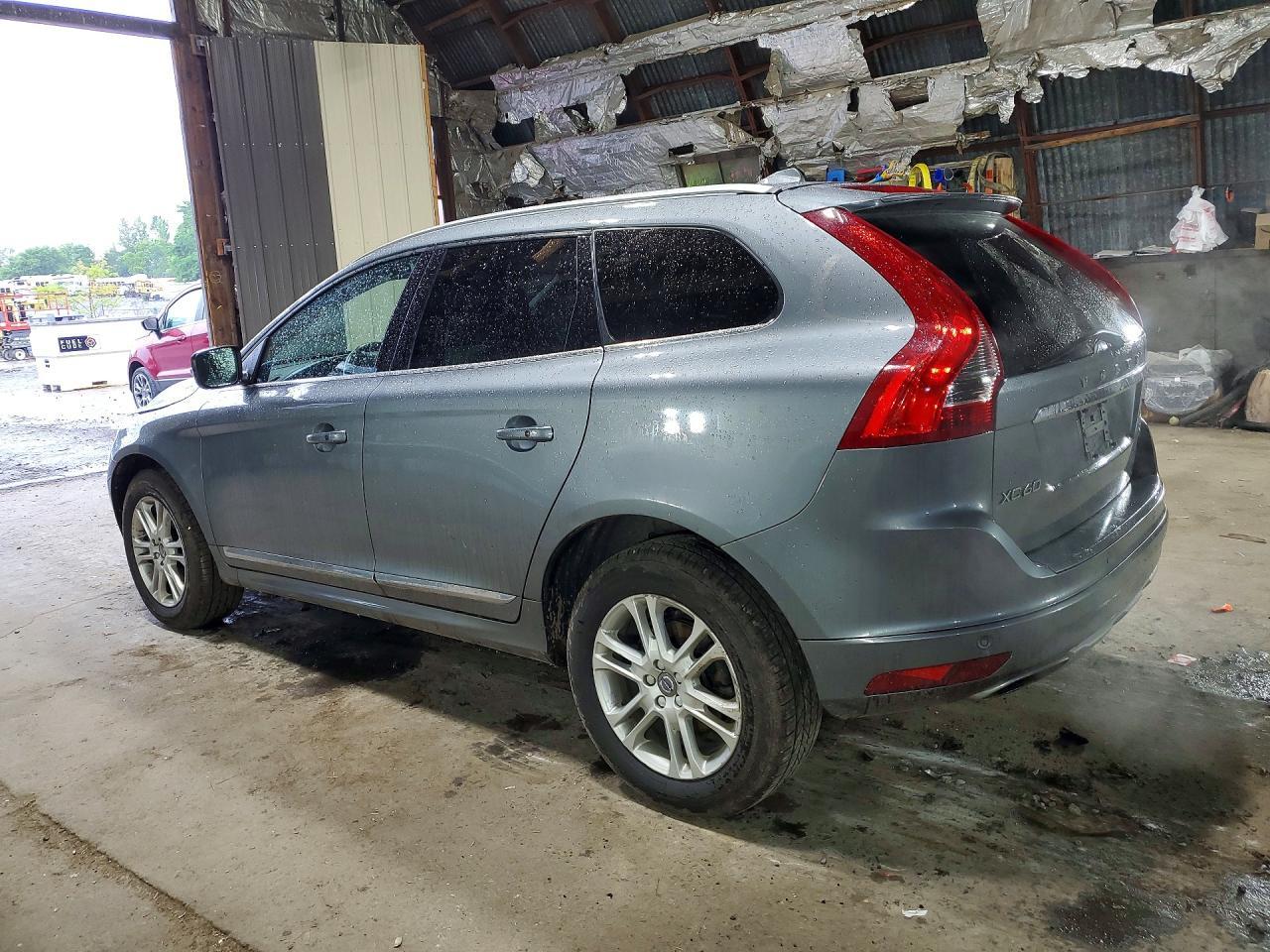 2016 Volvo Xc60 T5 Premier - Фото 2