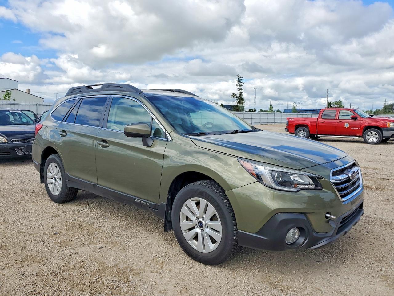 2019 Subaru Outback 2.5I Premium - Image 4