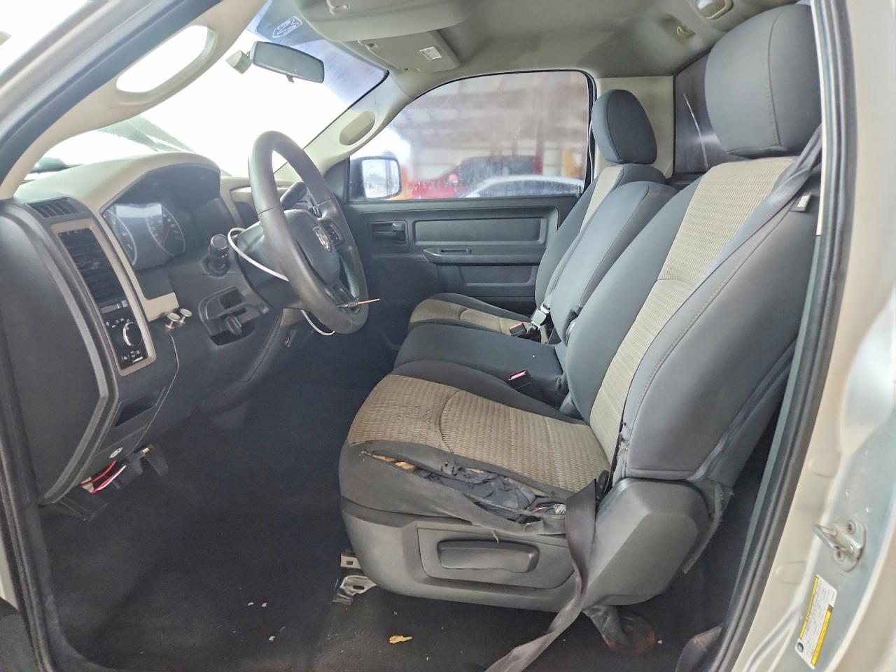 2012 Dodge Ram 1500 St - Фото 7