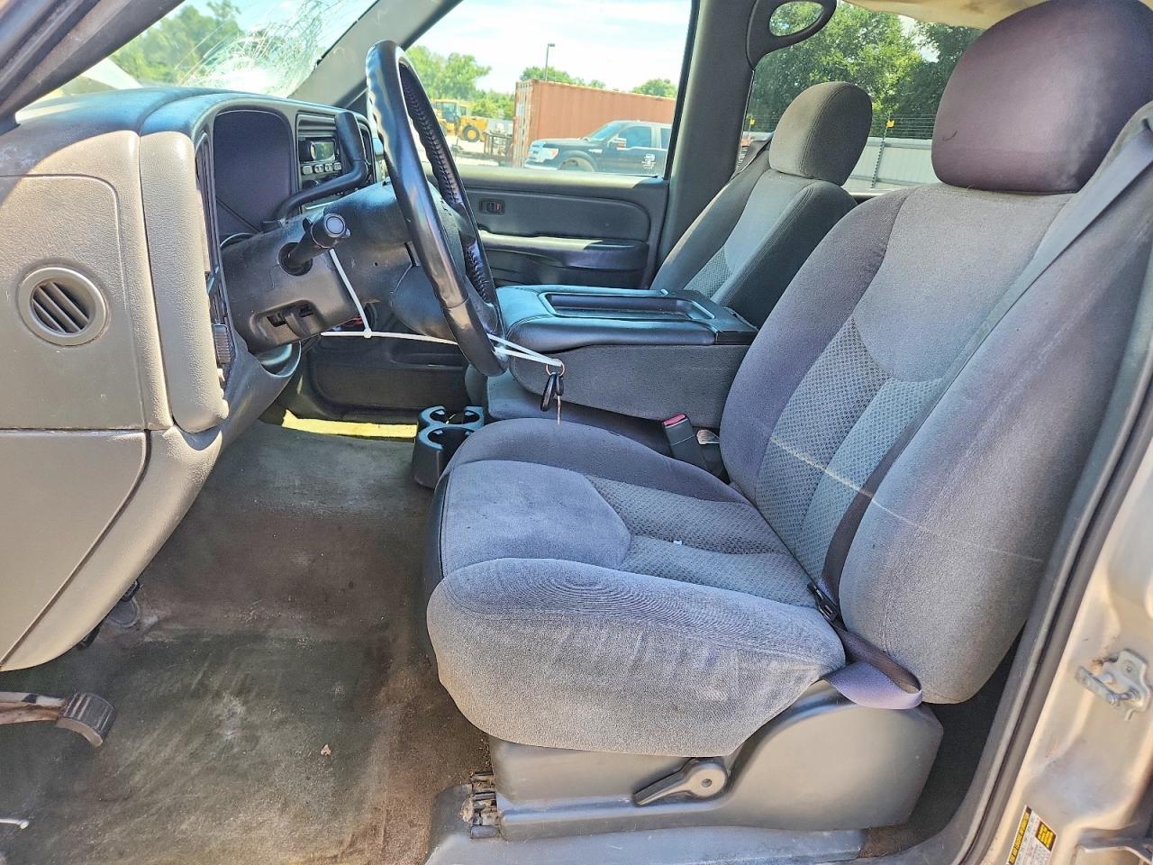 2005 Chevrolet Silverado C1500 - Фото 7