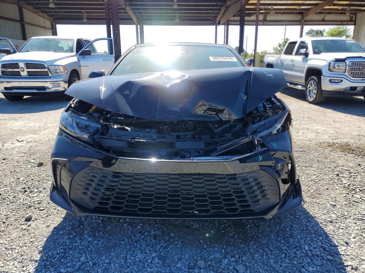2026 Toyota Camry Se - Image 5