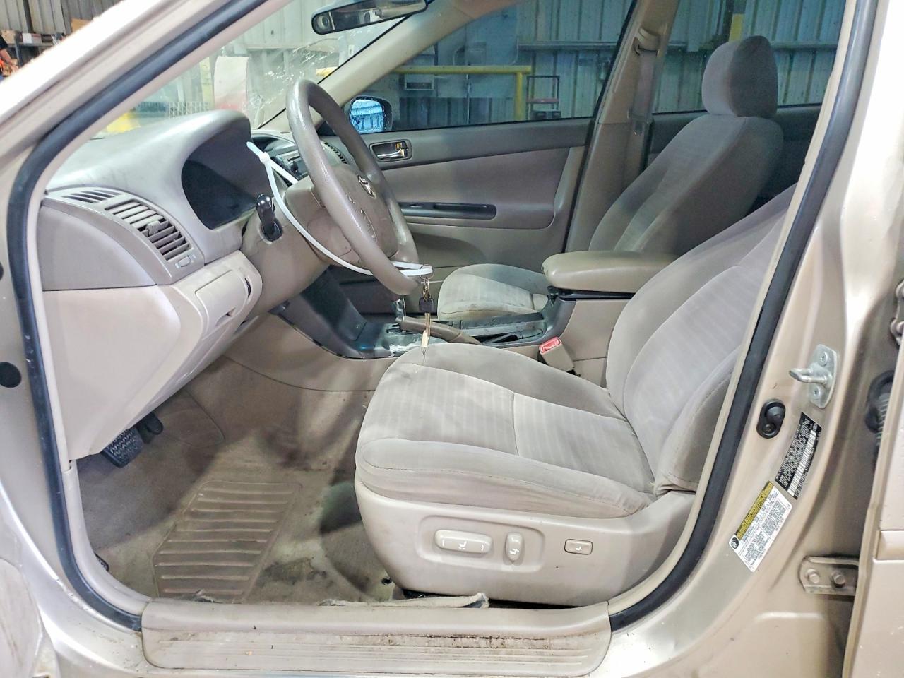 2005 Toyota Camry Le - Фото 7