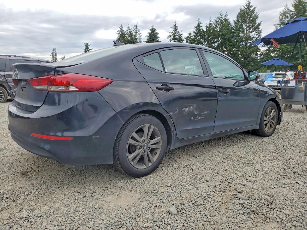 2017 Hyundai Elantra Value Edition - Фото 3