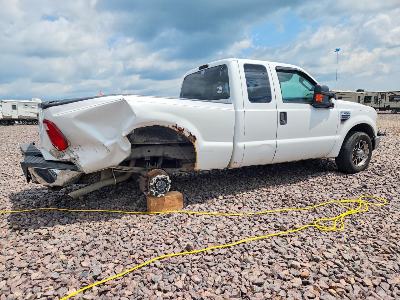 2009 Ford F250 Super Duty - Image 3