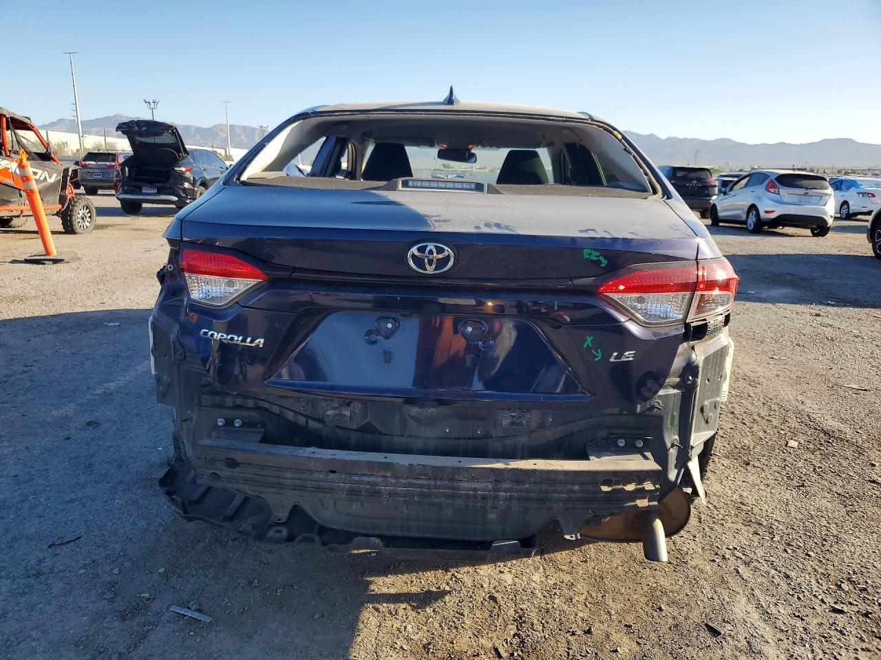 2020 Toyota Corolla Le - Image 6
