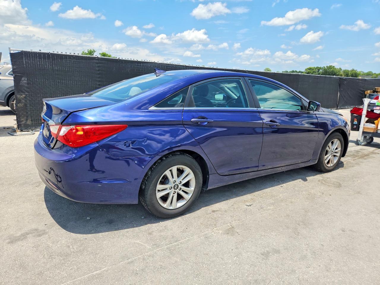 2012 Hyundai Sonata Gls - Фото 3
