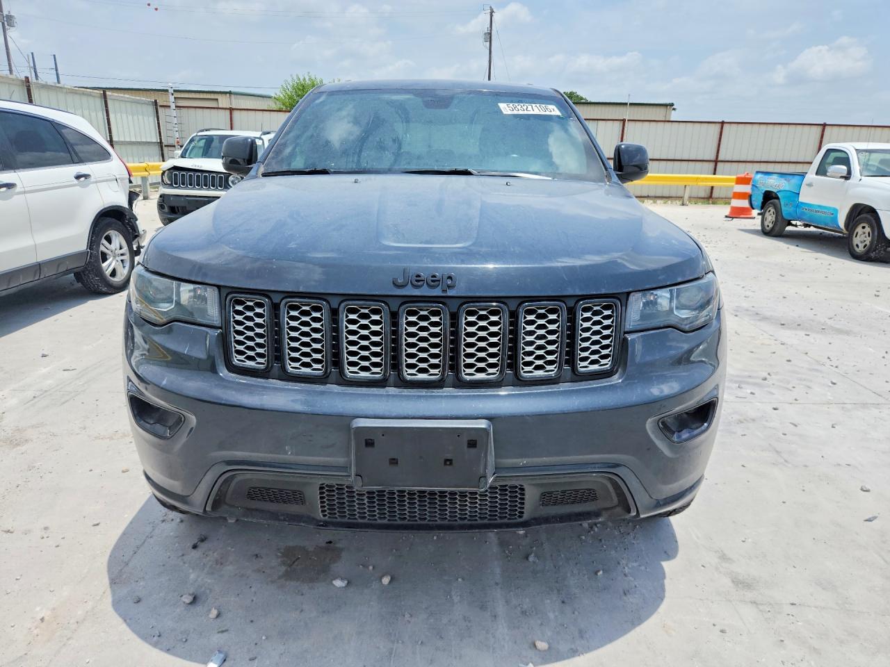 2018 Jeep Grand Cherokee Laredo - Image 5